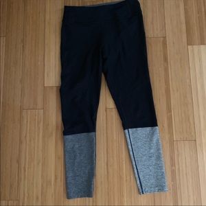 Tri-Tone Outdoor Voices Leggings